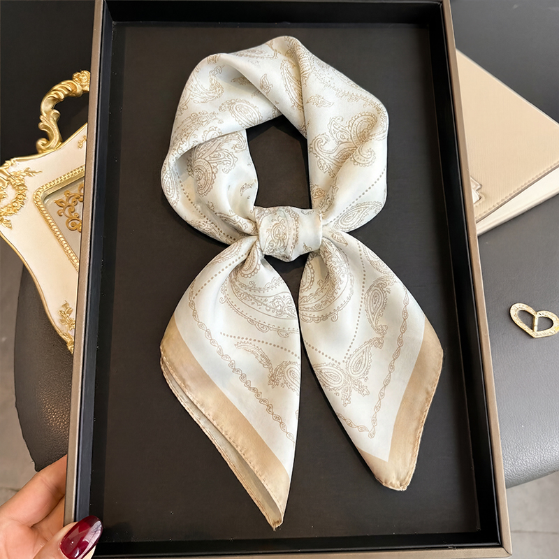 Scarf Silk Square - ヴィンテージベージュペイズリープリントスクエアスカーフサテンシルクバンダナ女性用夏毎日の通勤日焼け止めネックヘアアクセサリー