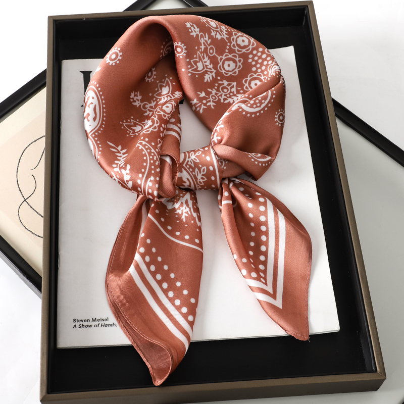 高級ブランド シルク スクエア ペイズリー スカーフ レディ - Ascot Neck Scarf のレビューと価格